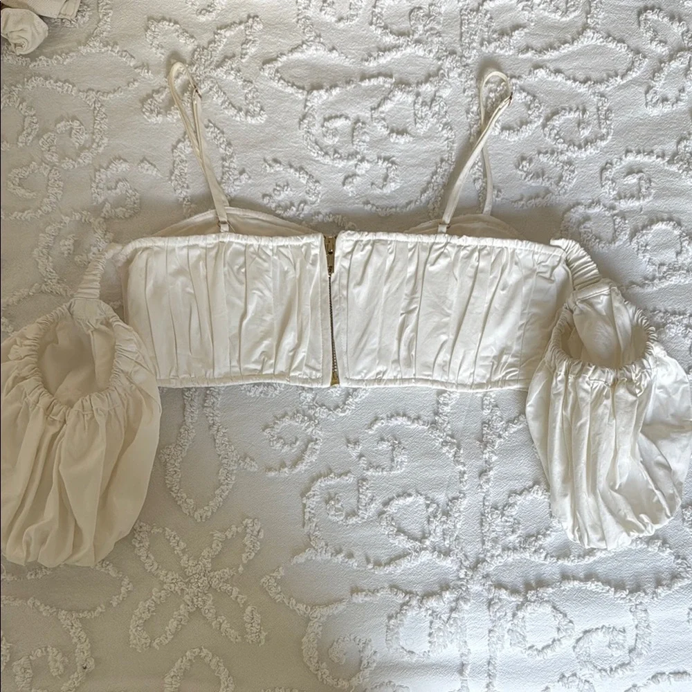 Elegant Cream Women's Top - Picture 6 of 6